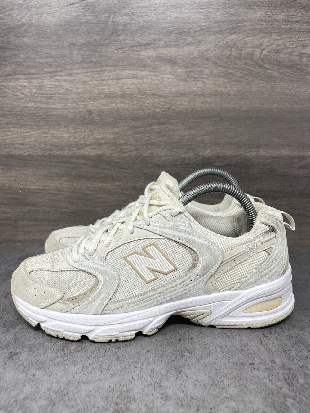 New Balance 530 Womens Size 7.5 Sea Salt Beige White Retro Running Sneakers